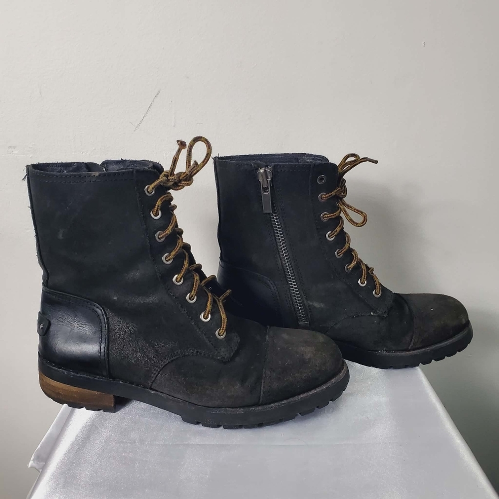 UGG Black Leather Lace-Up Boots With Lining